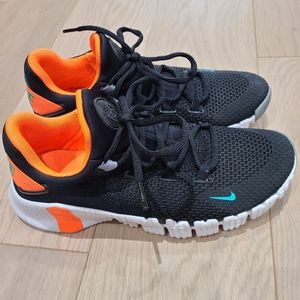 Nike Metcon 4 - US 7.5(M)/9(W)